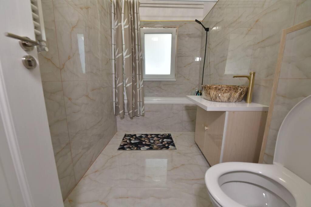 Апартаменты Luxury Studio / Ghencea Бухарест Экстерьер фото